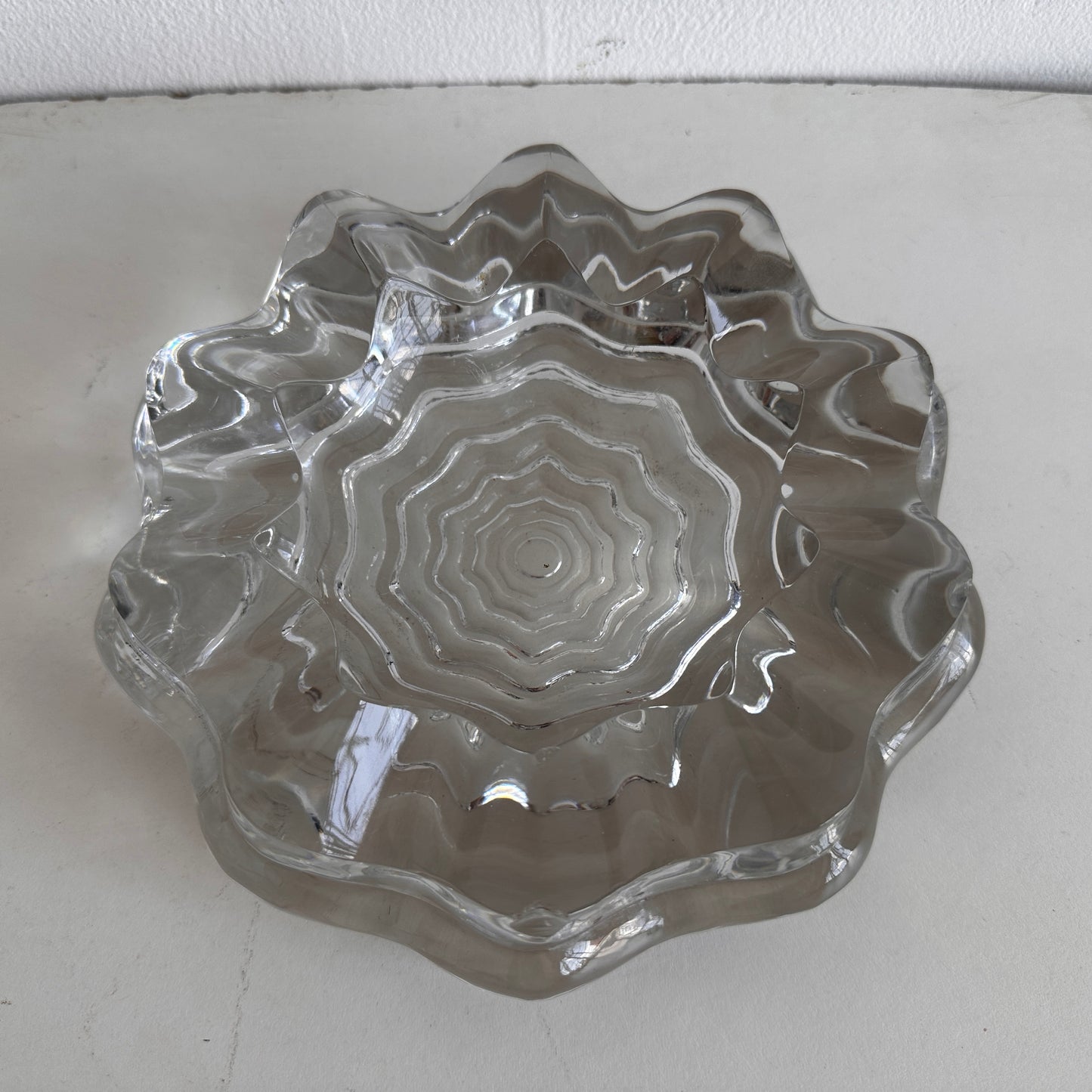 AA004 SOLID HEAVY GLASS ASHTRAY