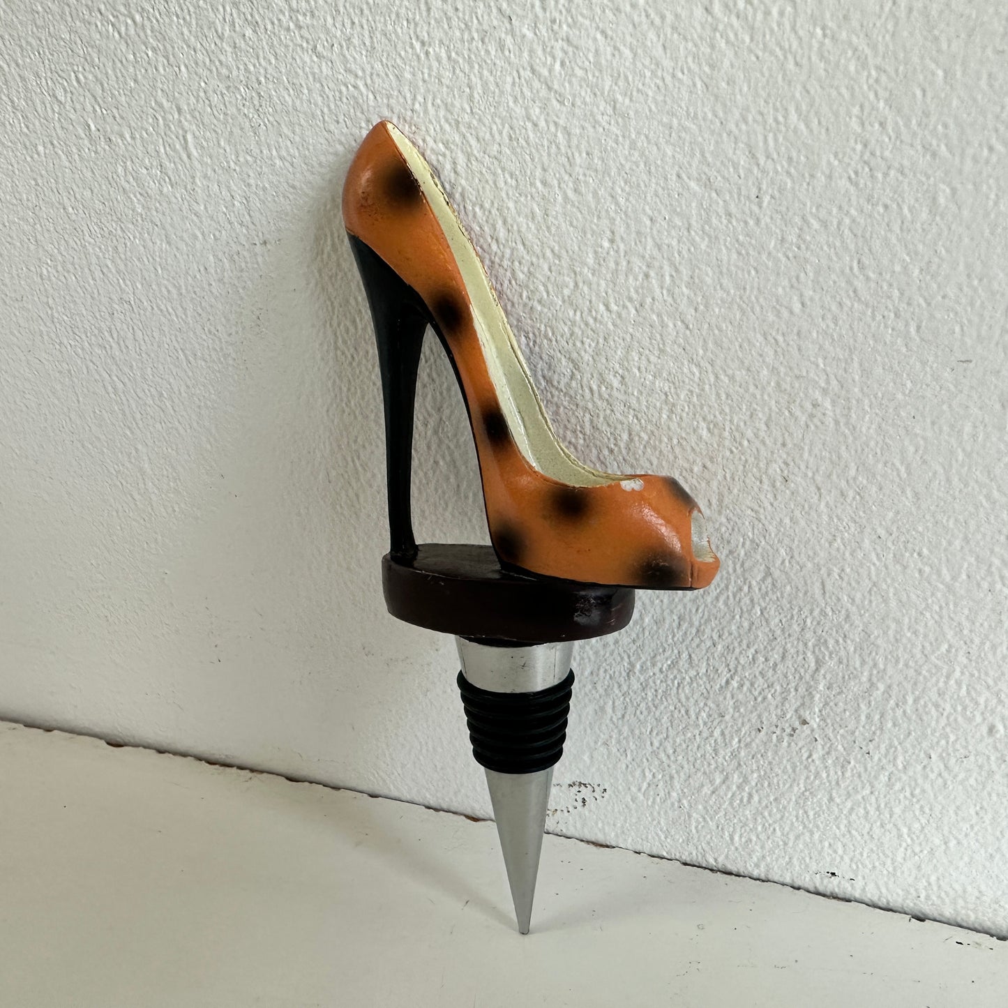 AA012 HIGH HEEL WINE STOPPER