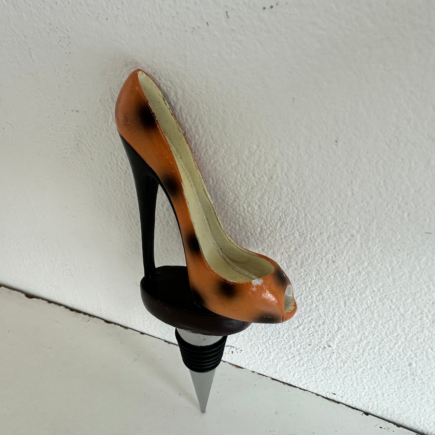 AA012 HIGH HEEL WINE STOPPER
