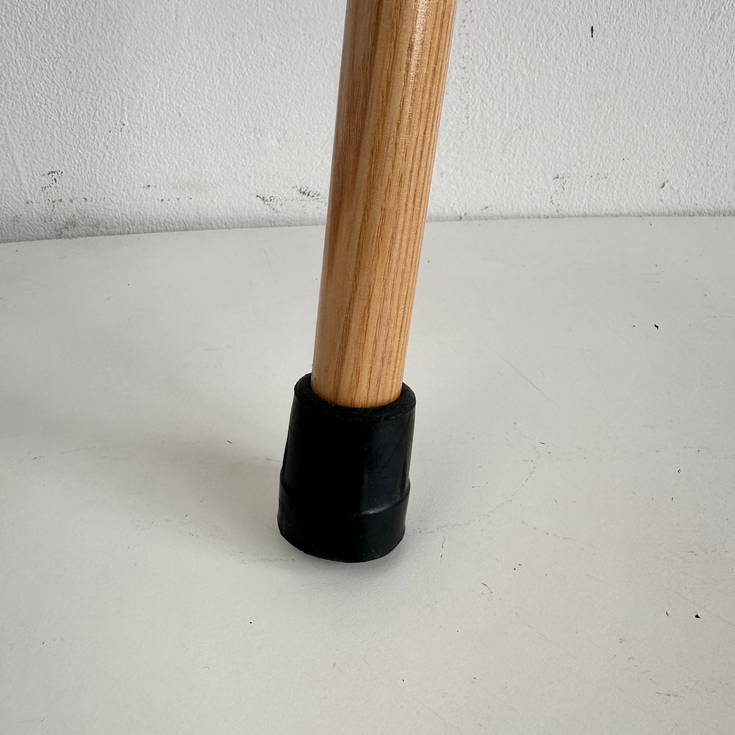AA015 WOODEN WALKING CANE