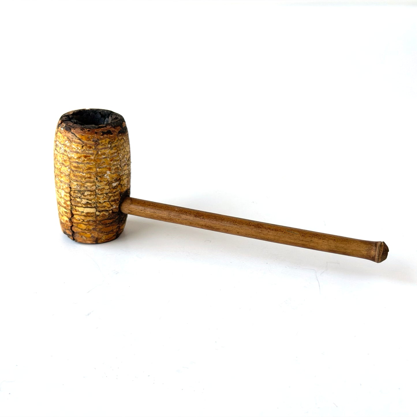 AA030 ANTIQUE CORN COB PIPE