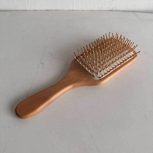 BB006 WOOD HAIRBRUSH