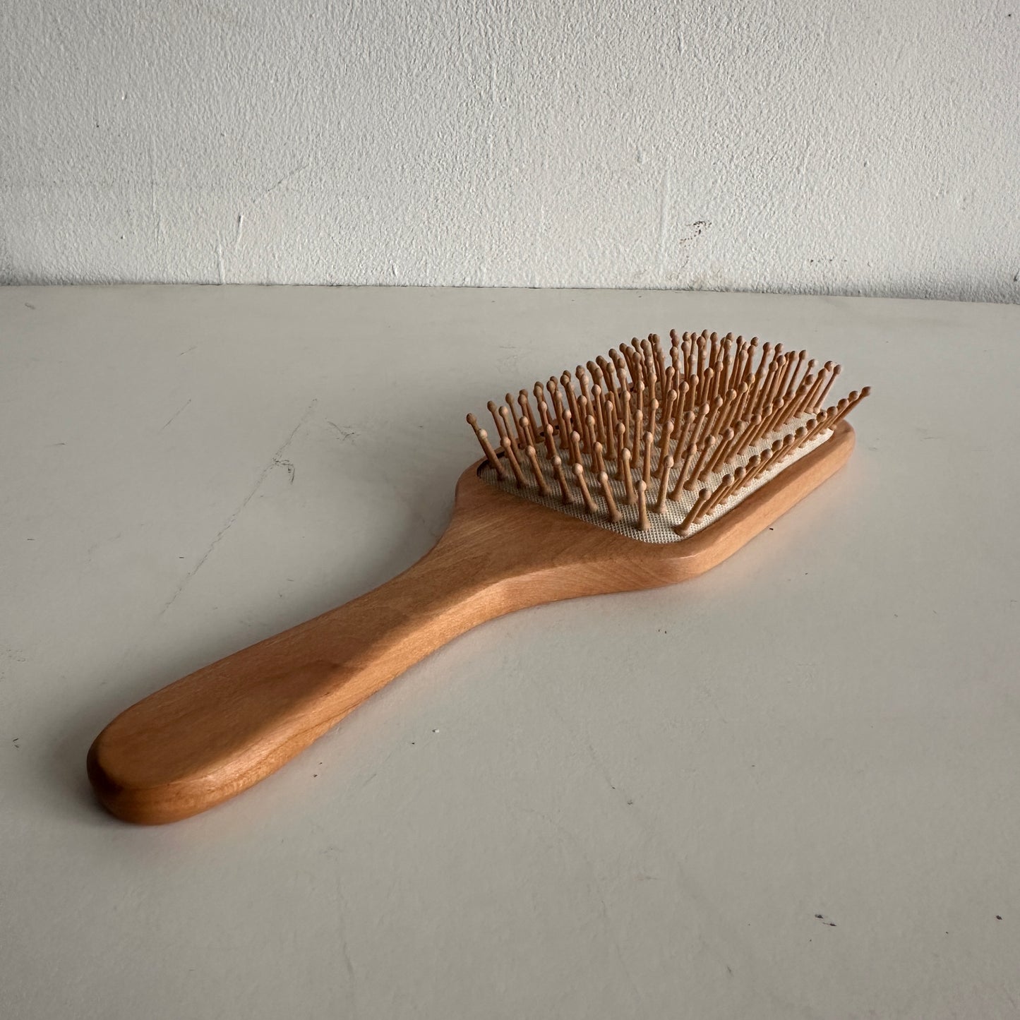 BB006 WOOD HAIRBRUSH