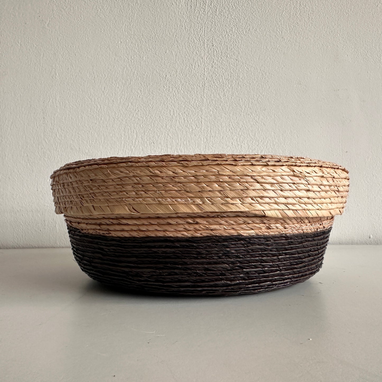 BB008 JAPANESE WOVEN BASKET WITH LID