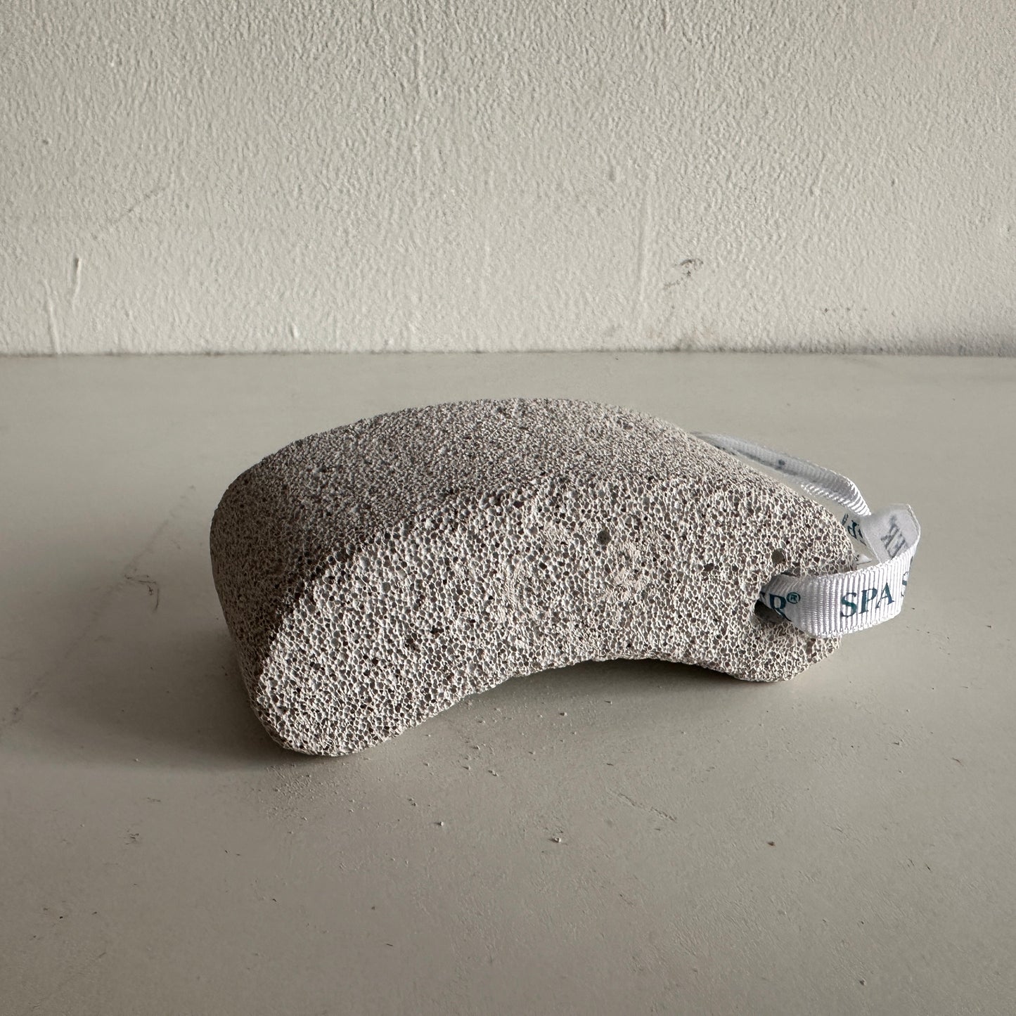 BB009 PUMICE STONE