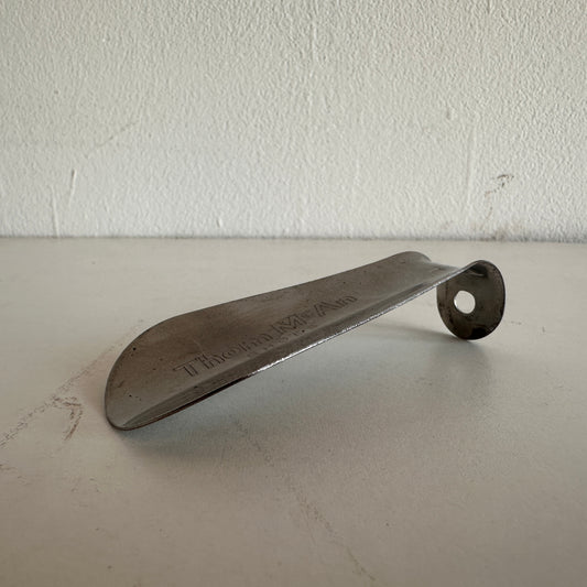 BB018 CHROME SHOEHORN