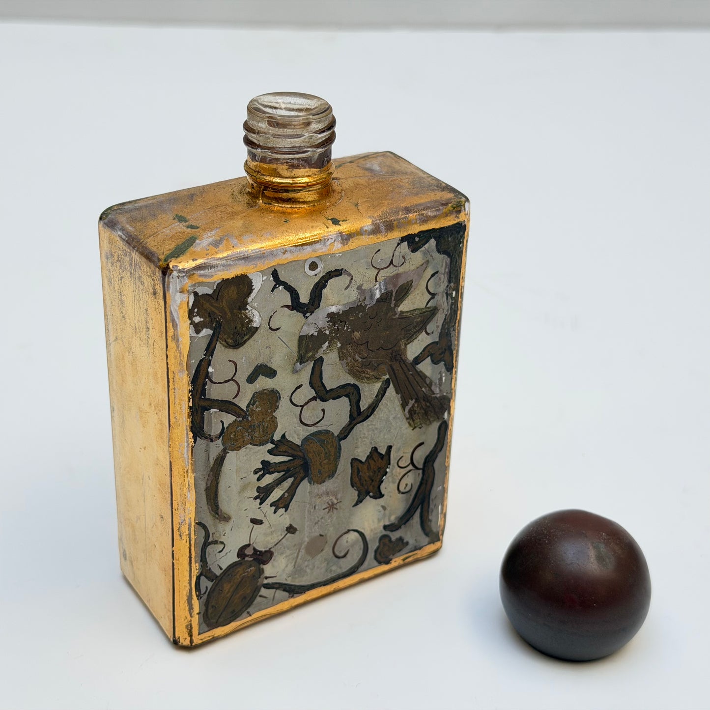 BB041 GOLD GLASS ART DECO FRENCH PERFUME BOTTLE