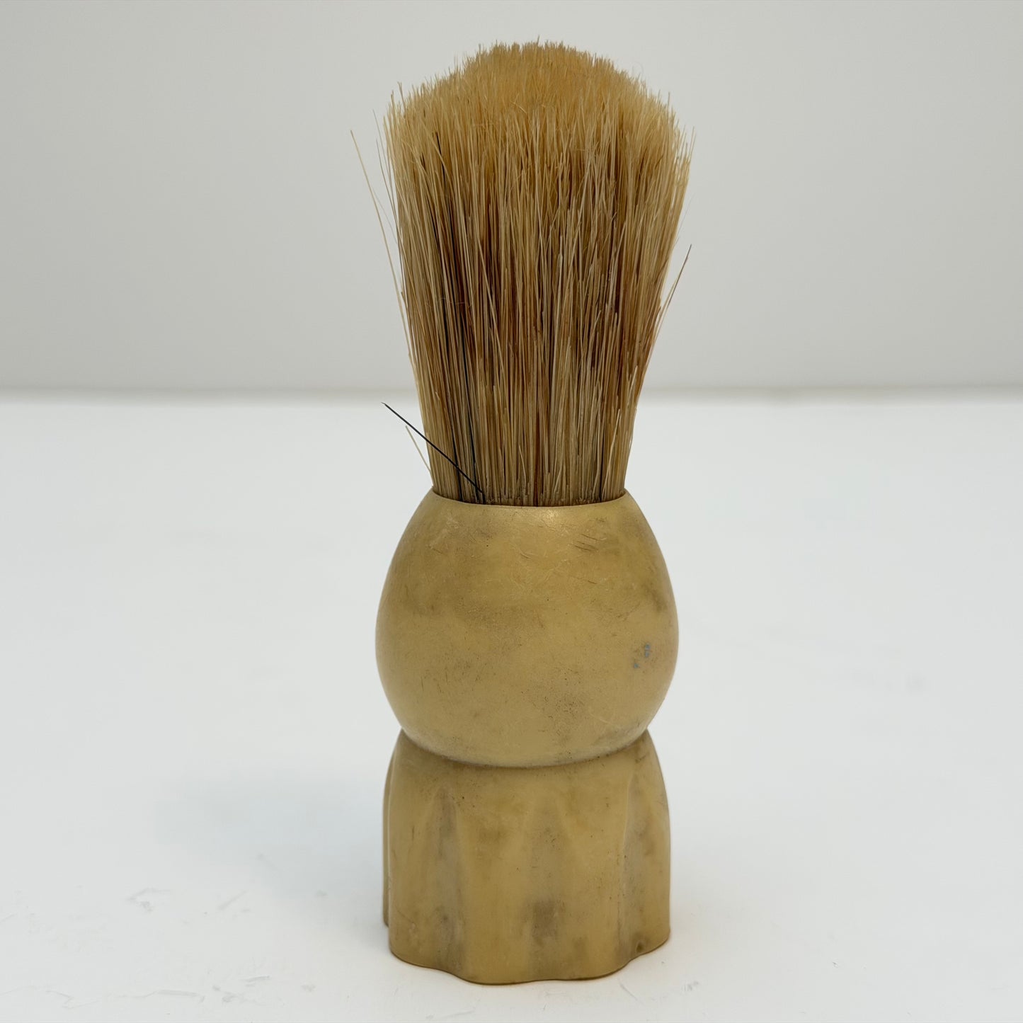 BB048 ANTIQUE CREAM SHAVING BRUSH