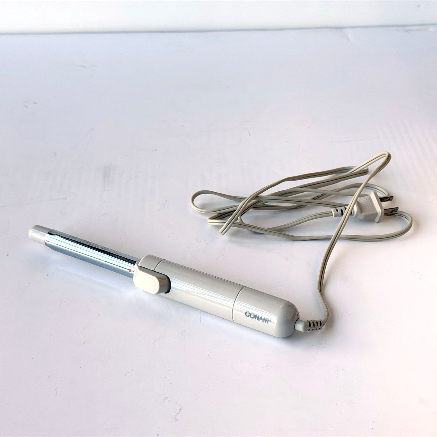 BB058 CONAIR CURLING IRON