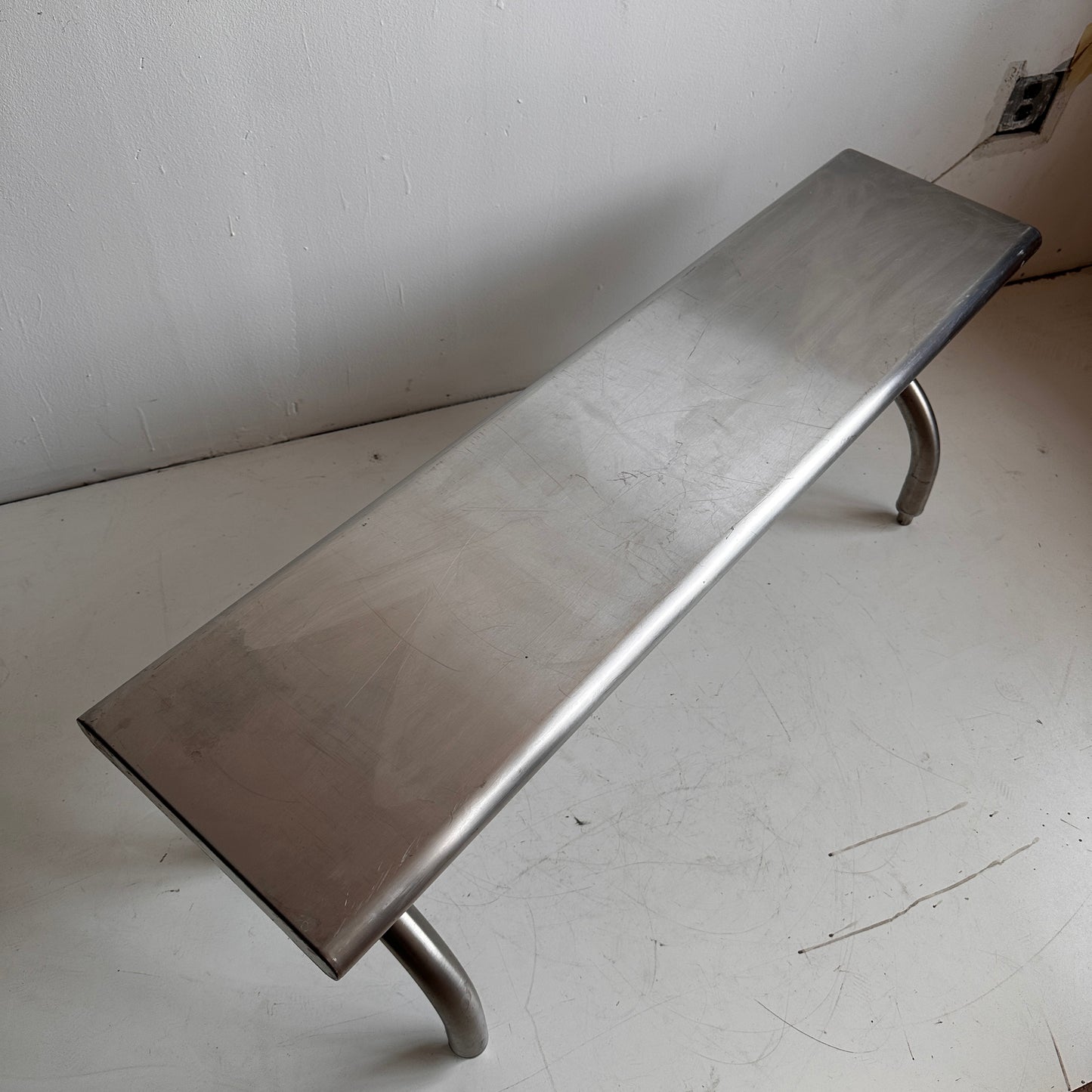 BE001 STAINLESS STEEL GYM BENCH