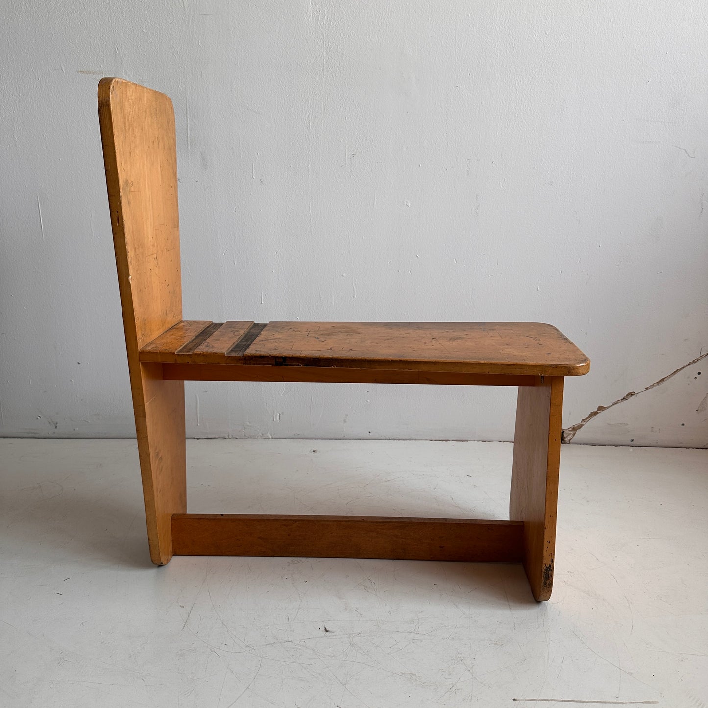 BE002 ART HORSE BENCH #1