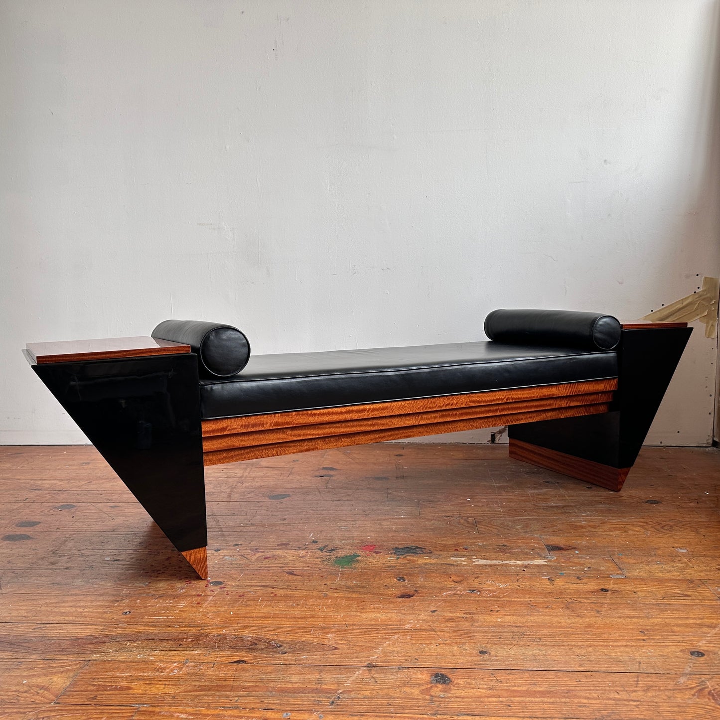 BE006 DIVA DIVAN BENCH