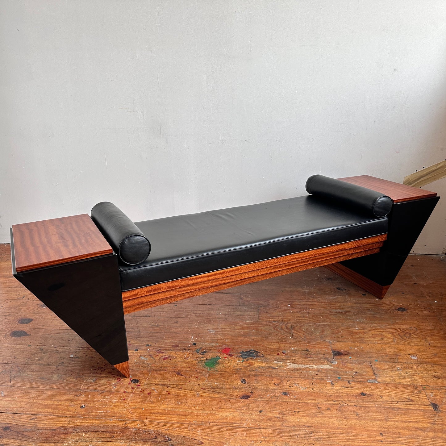 BE006 DIVA DIVAN BENCH