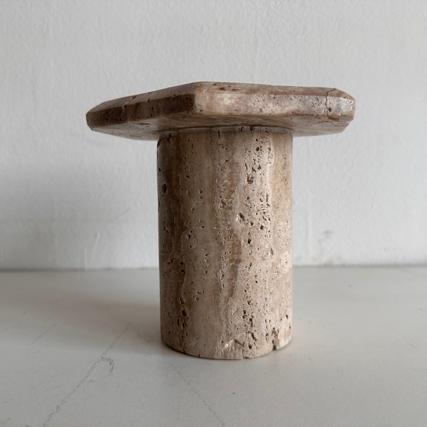 CA008 TRAVERTINE PILAR CANDLE PLATFORM