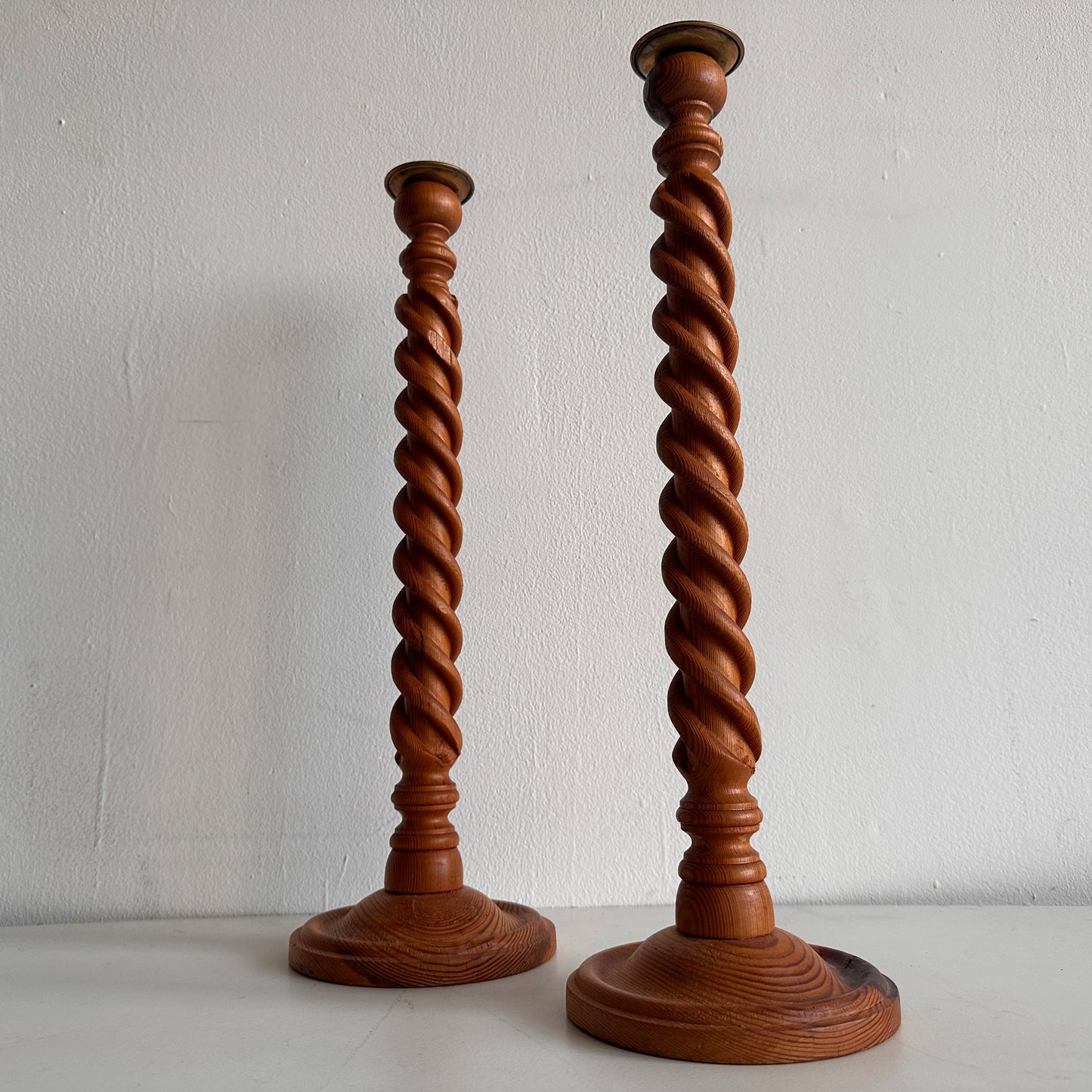 CA014 SET OF TWO TWIST WOOD TALL TAPER CANDLE HOLDERS