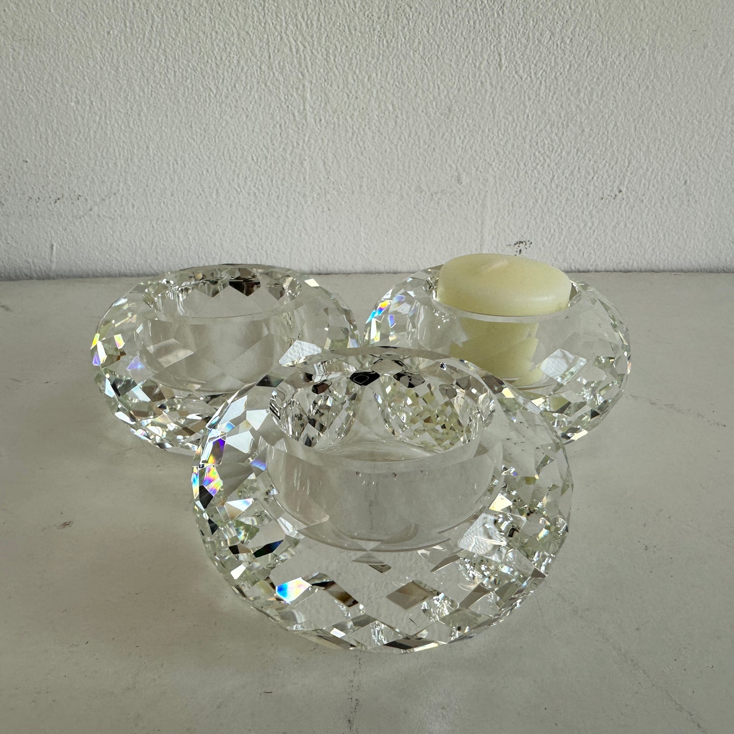 CA024 SET OF THREE SHORT CRYSTAL VOTIVE HOLDERS