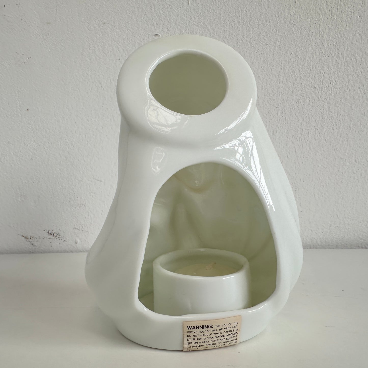 CA034 VIRGIN MARY PORCELAIN CANDLE HOLDER