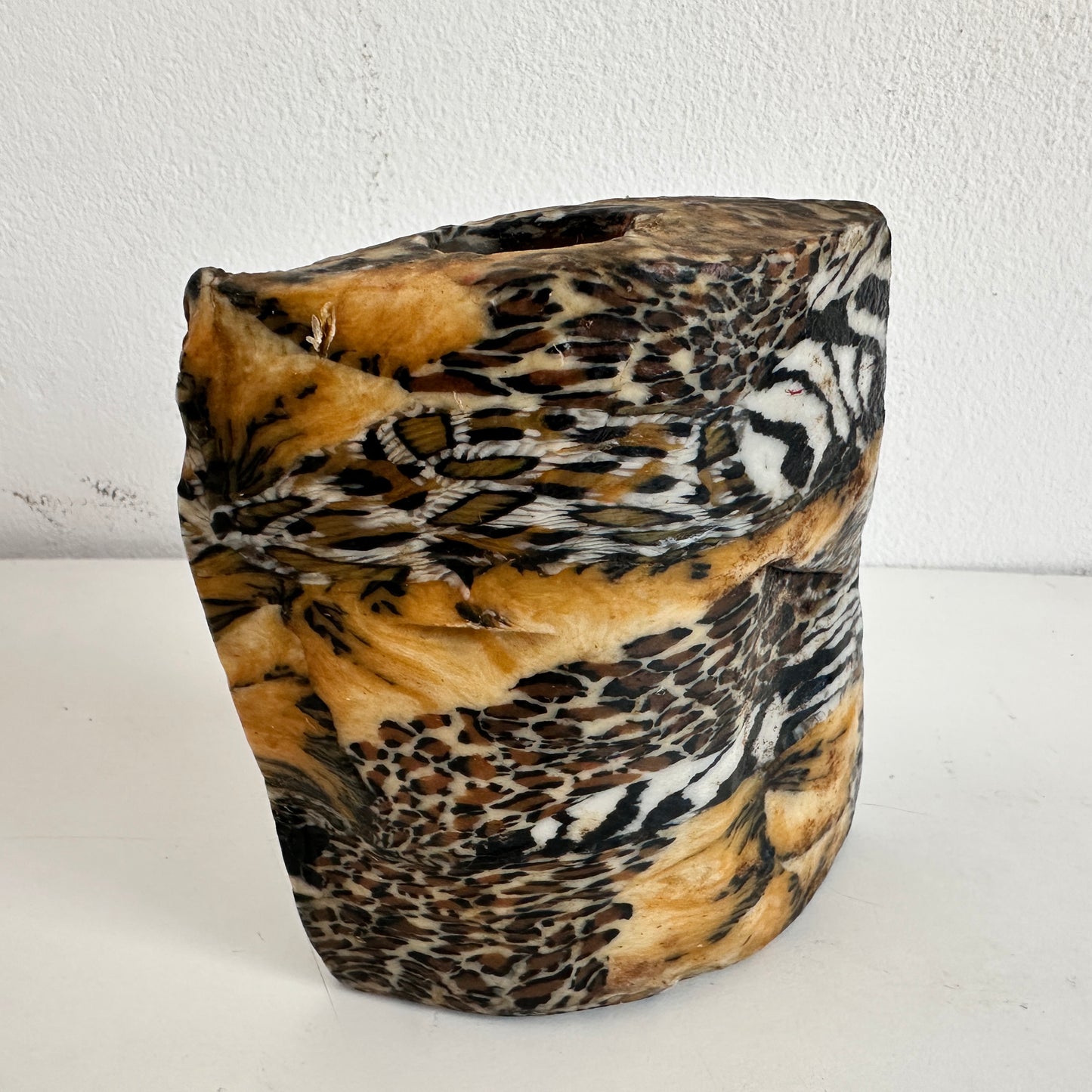 CA039 ANIMAL PRINT CANDLE