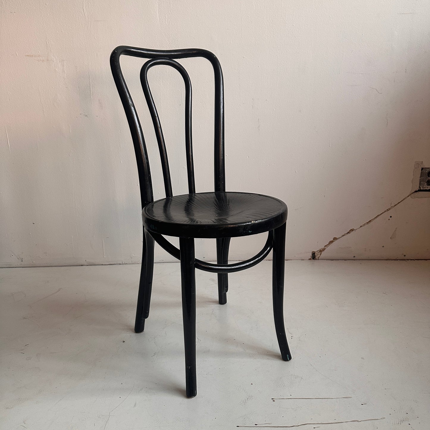 CH002 BLACK VINTAGE JUNGIAN CAFE CHAIR