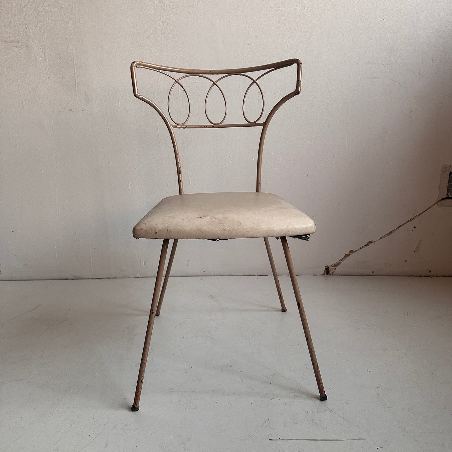 CH004 LONGTAVIA CHAIR