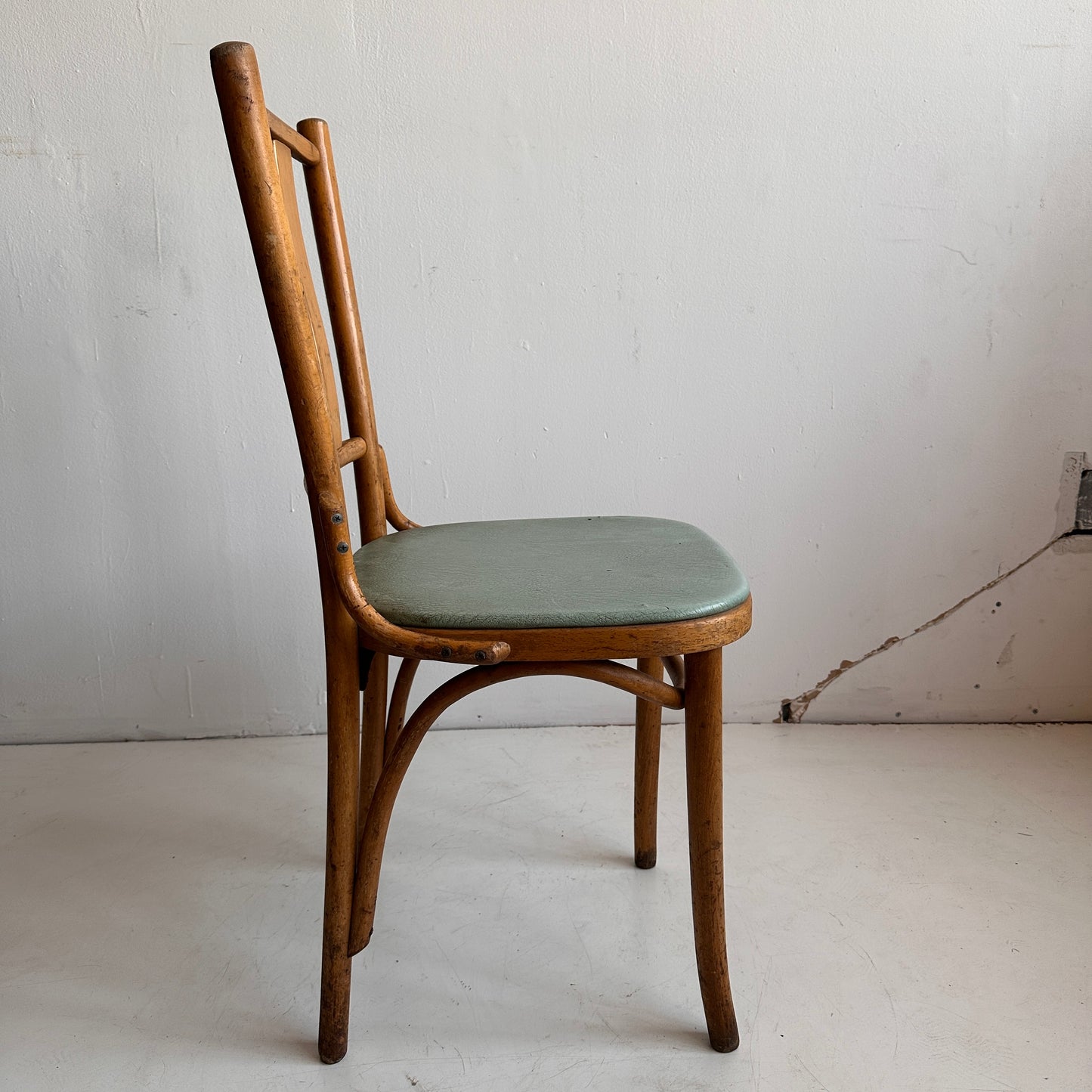 CH007 DISTRESSED CAFE CHAIR WITH SEAFOAM VINYL SEAT