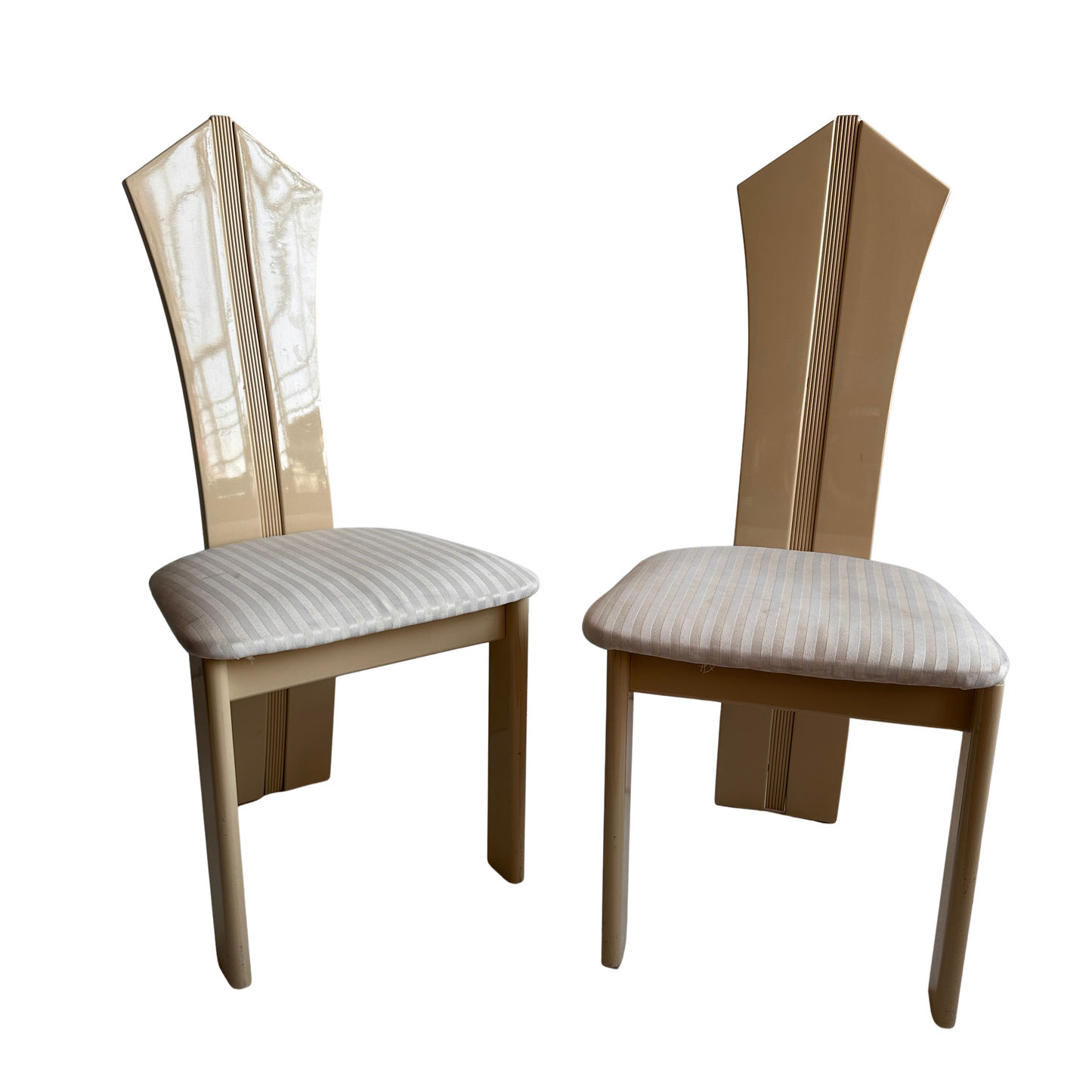 CH016 VRUMPET CHAIRS