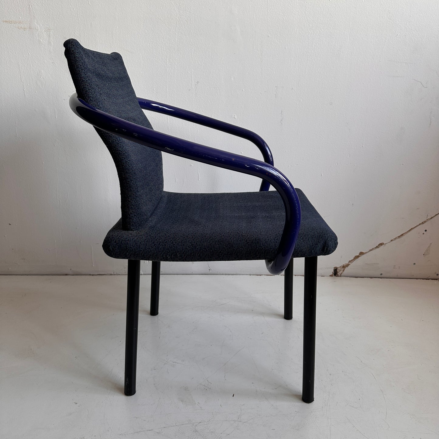 CH021 DISTRESSED ES CHAIR