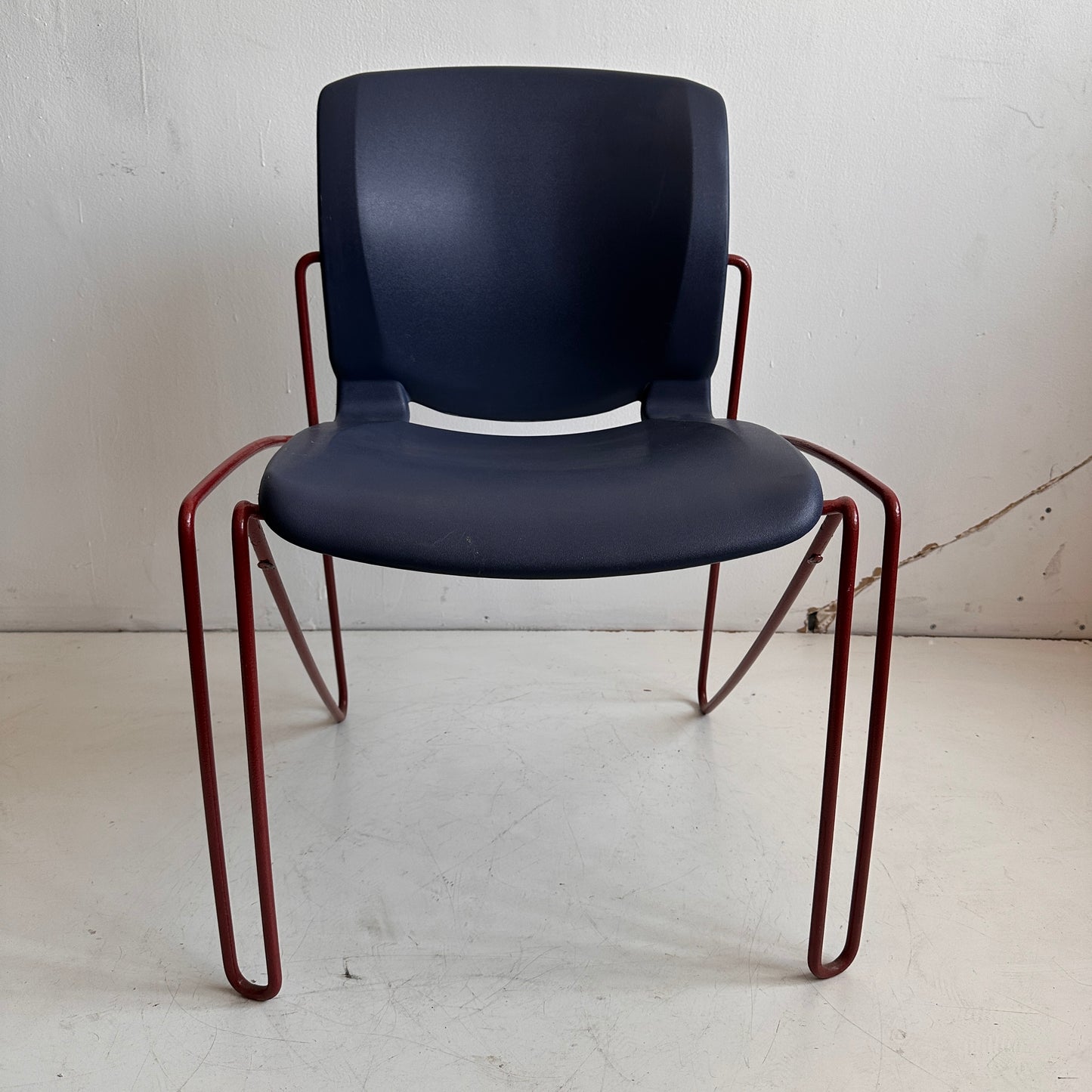 CH034 BLUE & RED CHU OFFICE CHAIRS