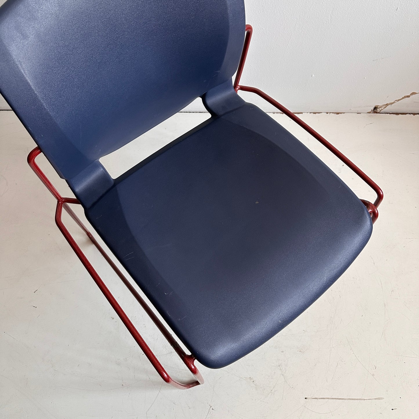 CH034 BLUE & RED CHU OFFICE CHAIRS