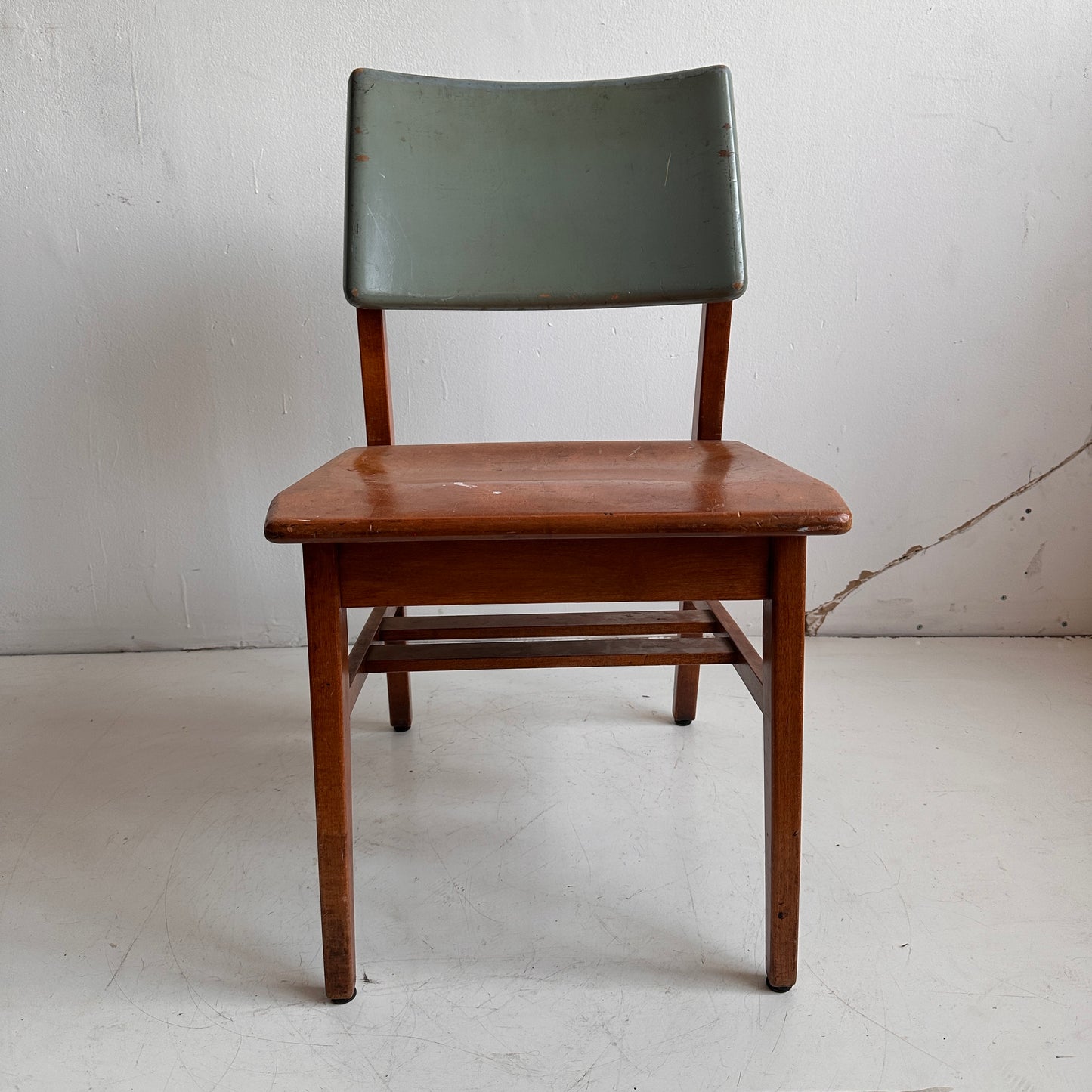 CH042 BK LIBRARY CHAIR