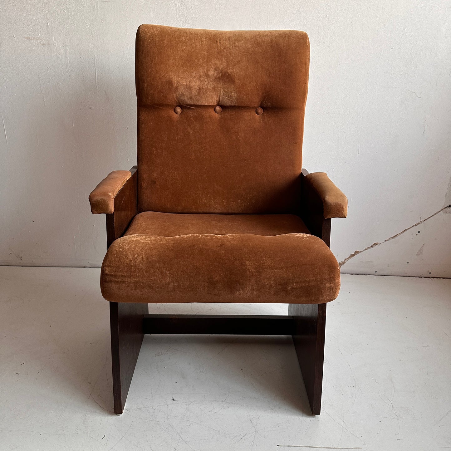 CH048 BRUTALIST RUST VELVET ARMCHAIR