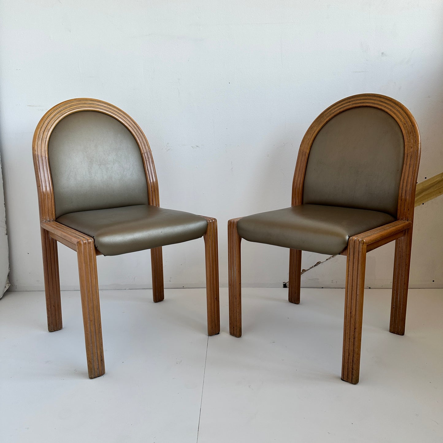 CH055 POST MODERN TAUPE UPHOLSTERED CHAIRS