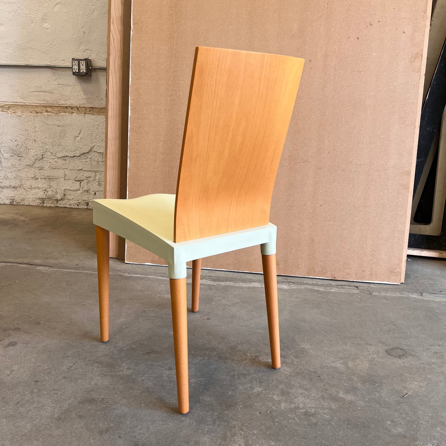 CH073 MISS TRIP CHAIR
