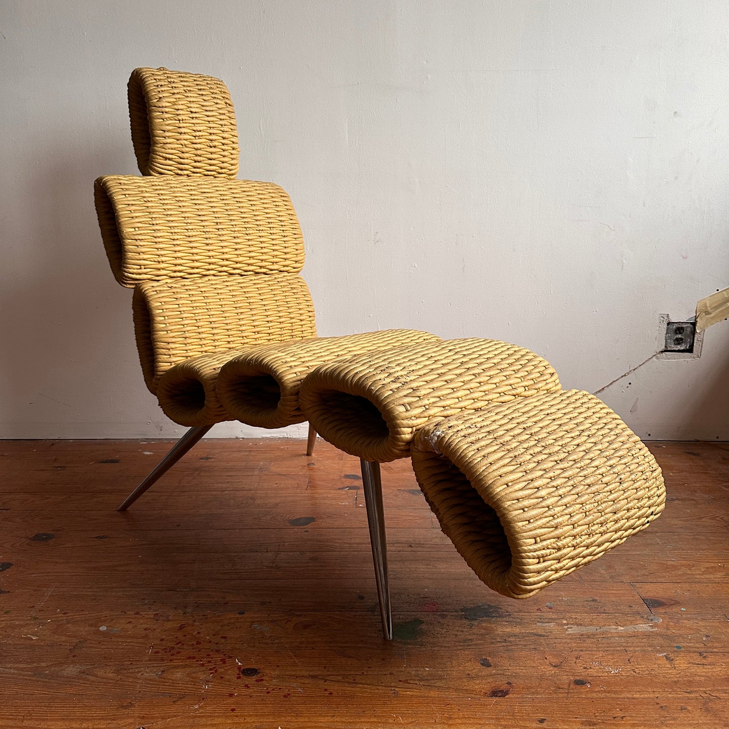 CS001 RIG OF TONY CHAISE