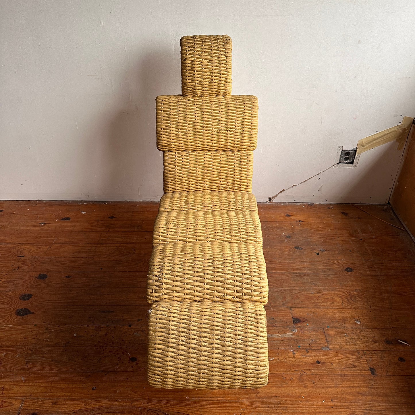 CS001 RIG OF TONY CHAISE