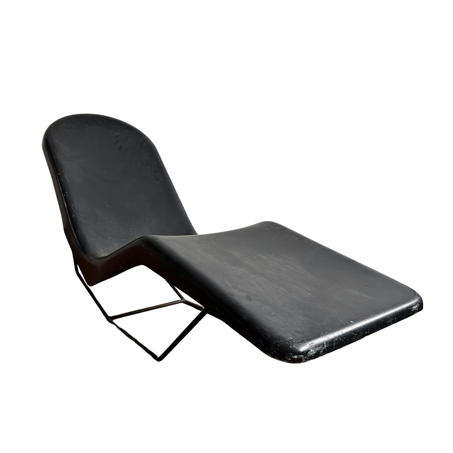 CS002 BLACK FIBERGLASS AND IRON POOL LOUNGER