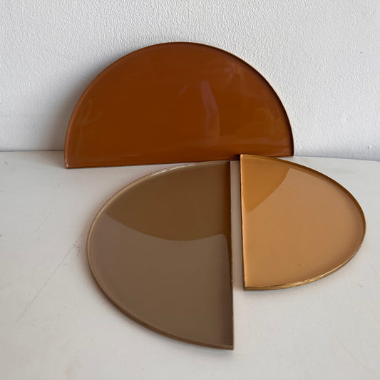 CT008 THREE EARTH TONE ENAMEL CRESCENT CATCHALL TRAYS