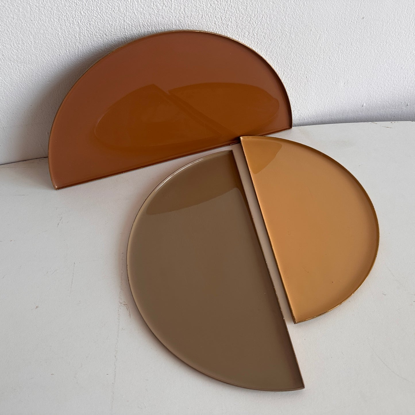 CT008 THREE EARTH TONE ENAMEL CRESCENT CATCHALL TRAYS