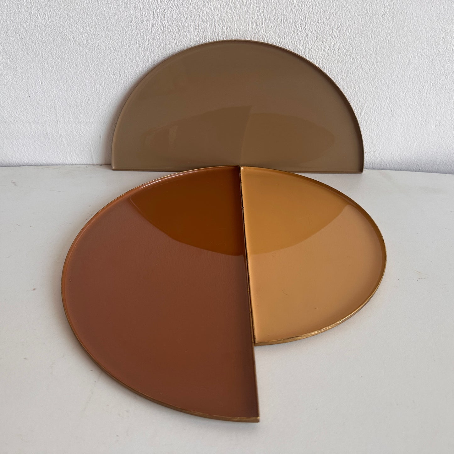 CT008 THREE EARTH TONE ENAMEL CRESCENT CATCHALL TRAYS