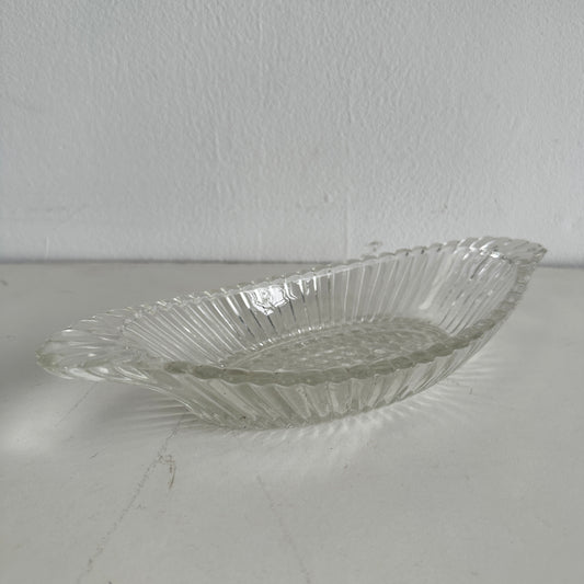 CT014 FLUTED GLASS CATCHALL TRAY