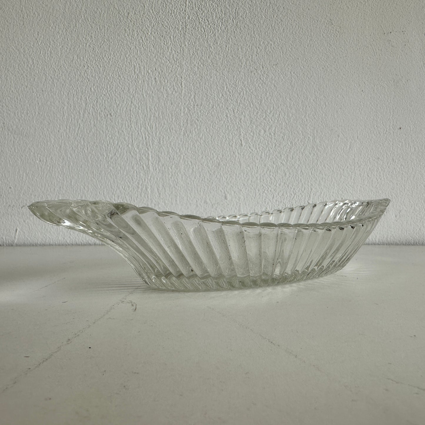 CT014 FLUTED GLASS CATCHALL TRAY