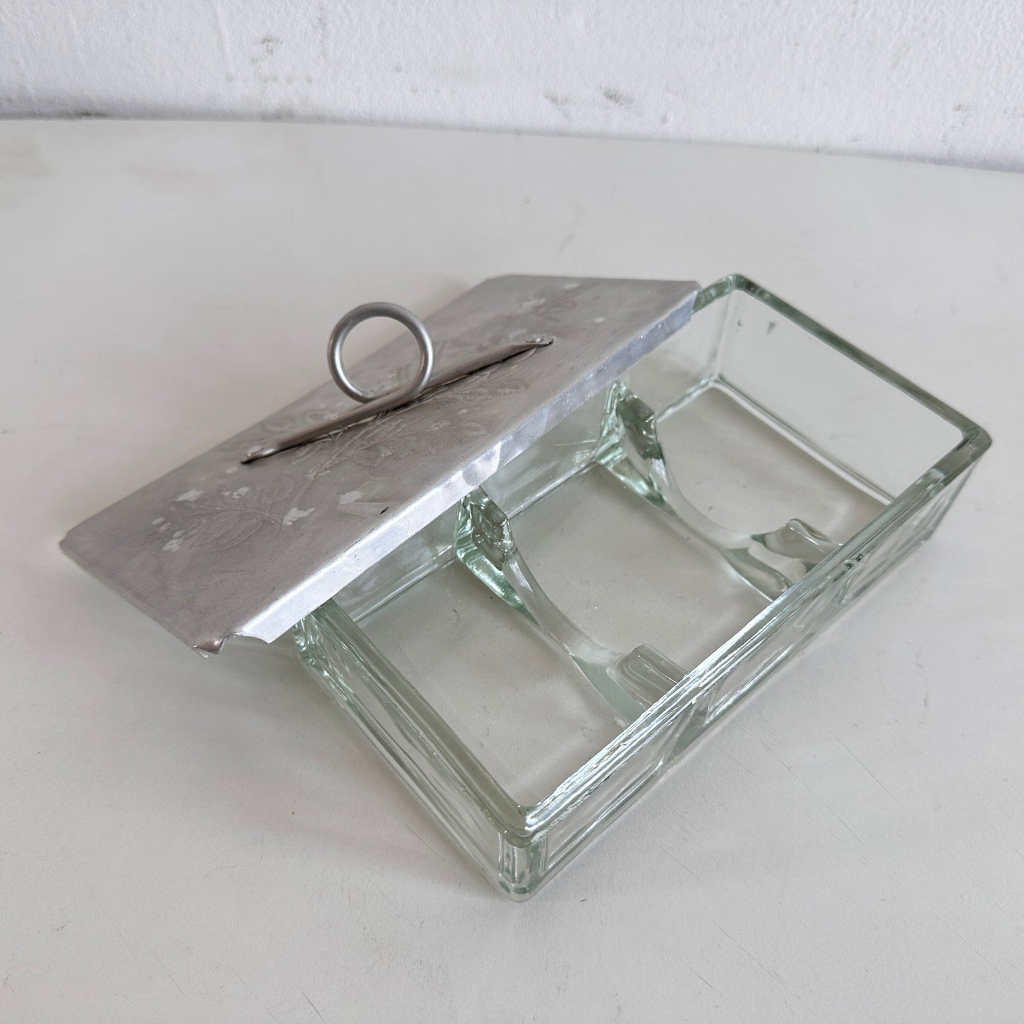 CT025 ALUMINUM & GLASS TRINKET HOLDER