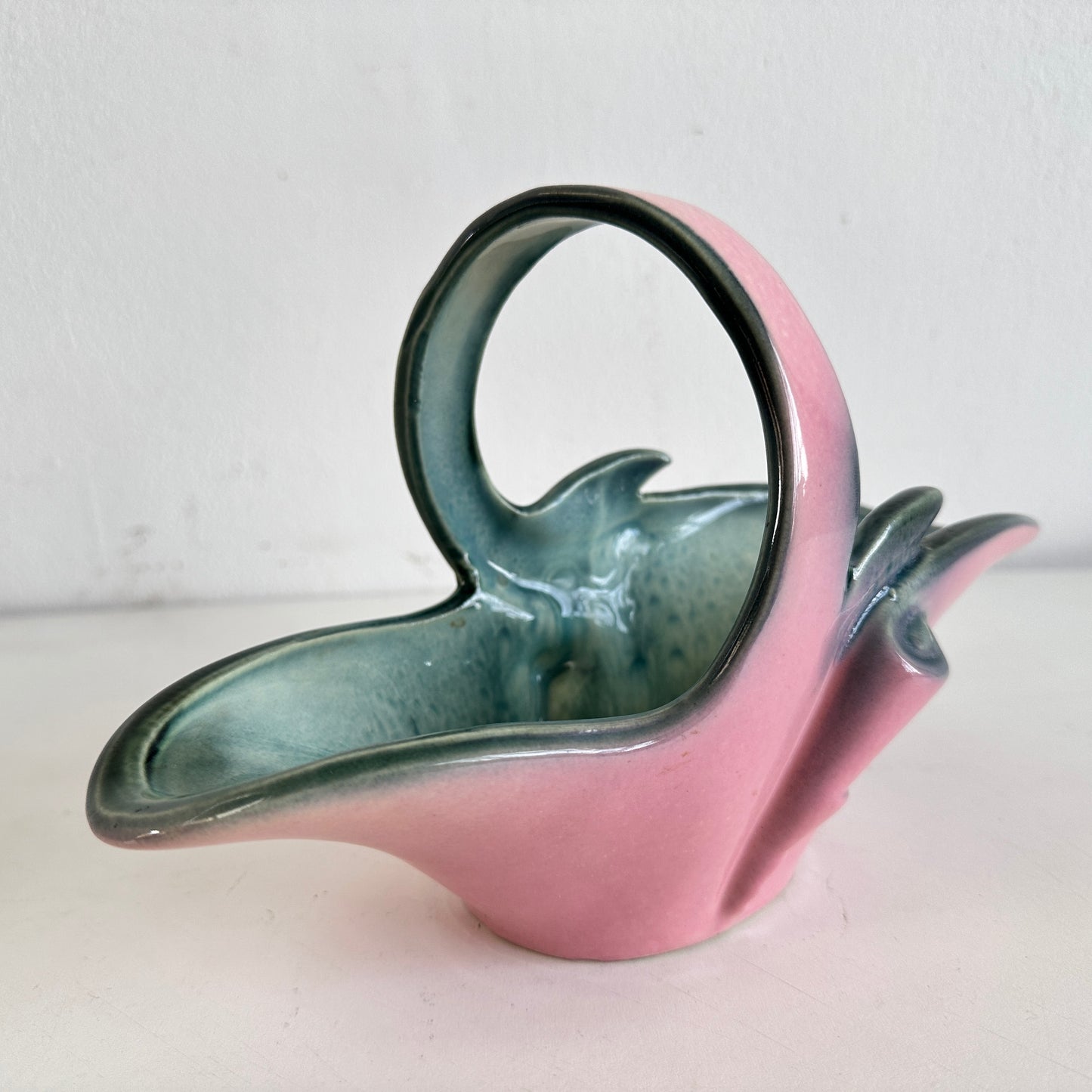CT027 PINK & GREEN CERAMIC DISH