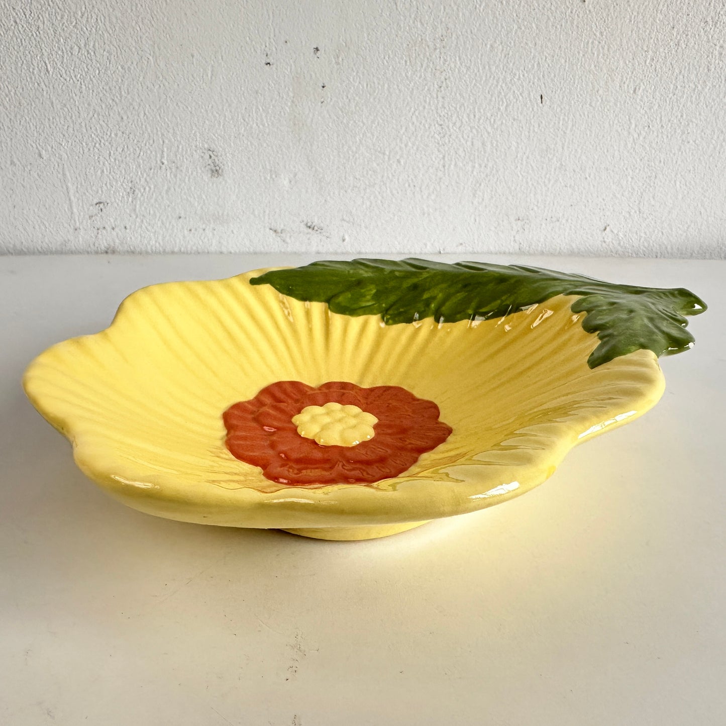 CT028 YELLOW POPPY CERAMIC DISH