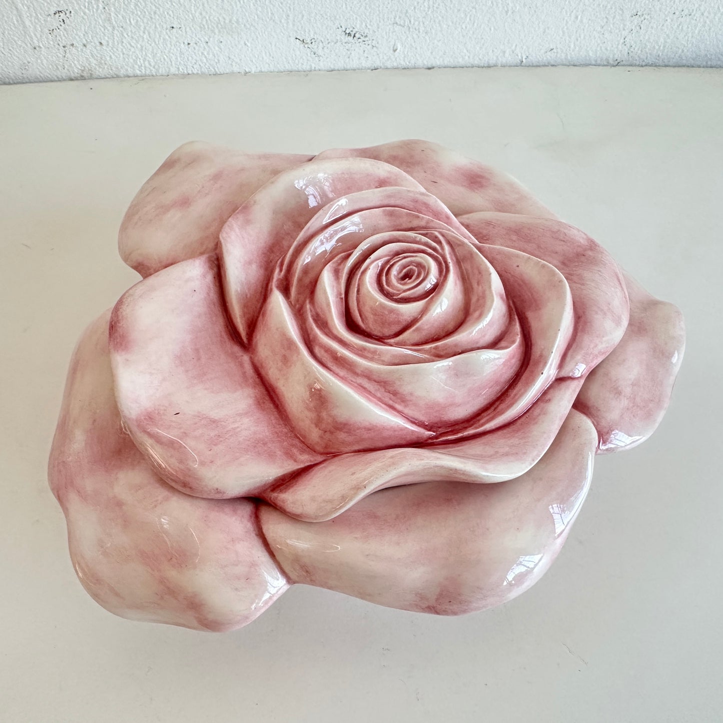 CT030 GLAZED ROSE TRINKET DISH