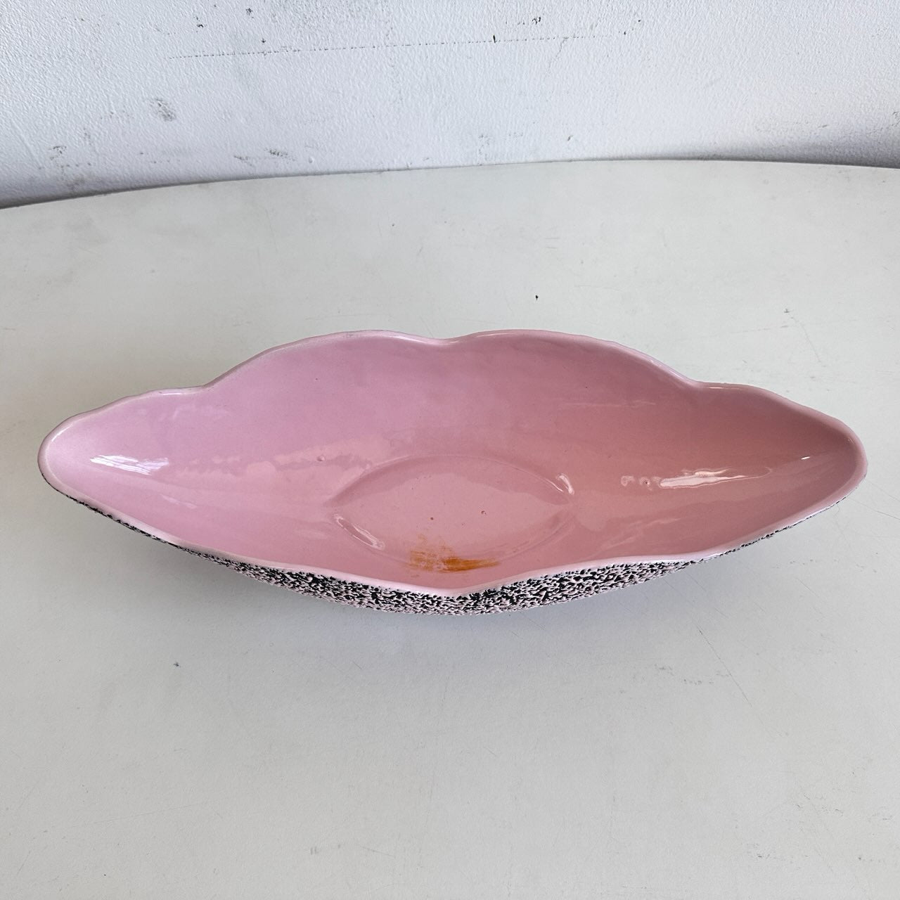 CT31 PINK AND BLACK SPECKLED TRINKET DISH