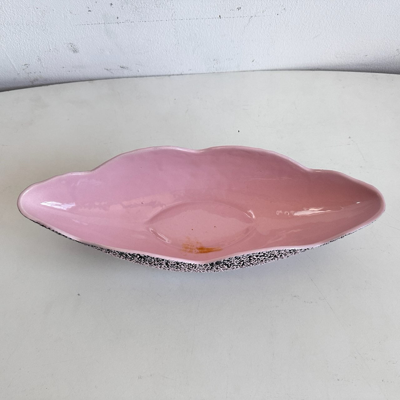 CT31 PINK AND BLACK SPECKLED TRINKET DISH