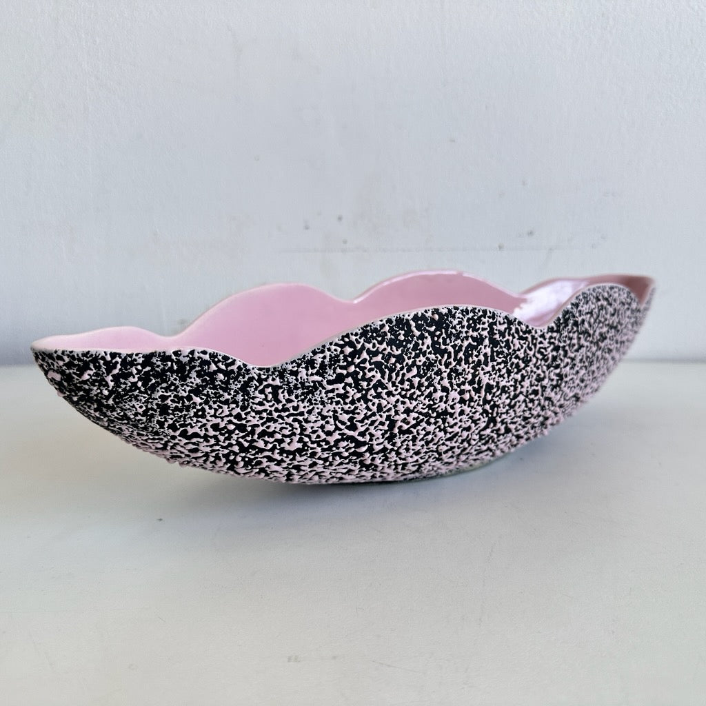 CT31 PINK AND BLACK SPECKLED TRINKET DISH