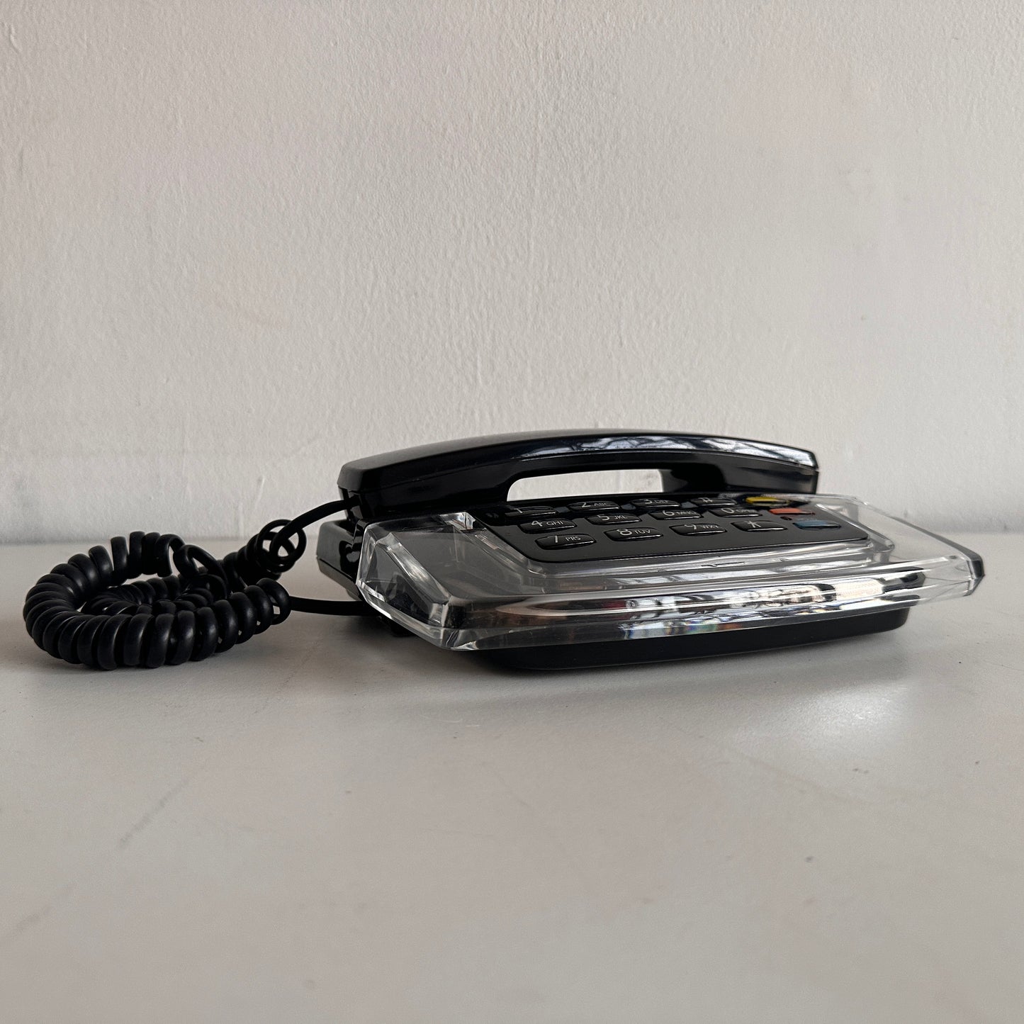 EL011 FASHION FONE BLACK AND CLEAR PHONE