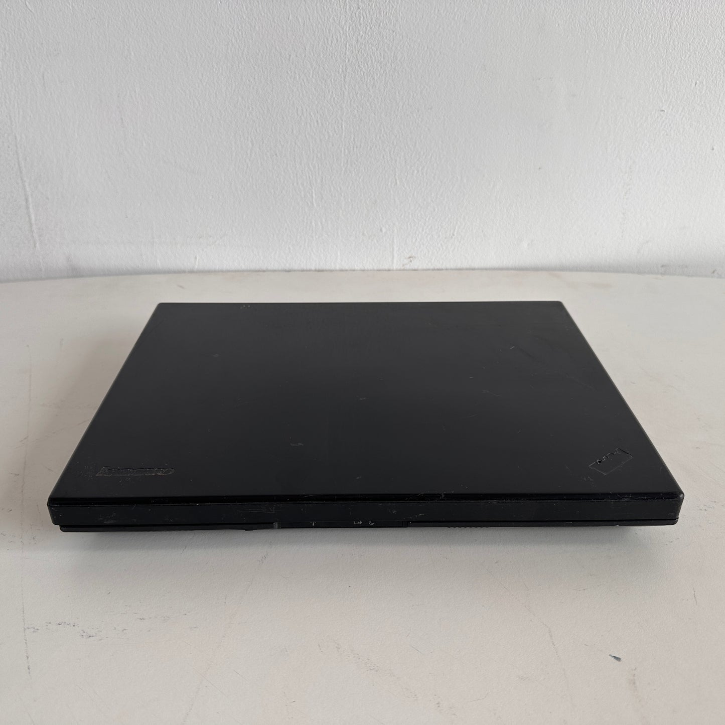 EL012 DISTRESSED LENOVO LAPTOP COMPUTER